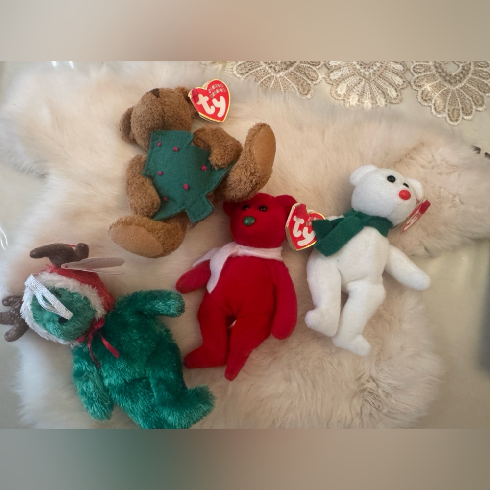 NWT Bundle of Four TY Jingle Beanies Ornaments